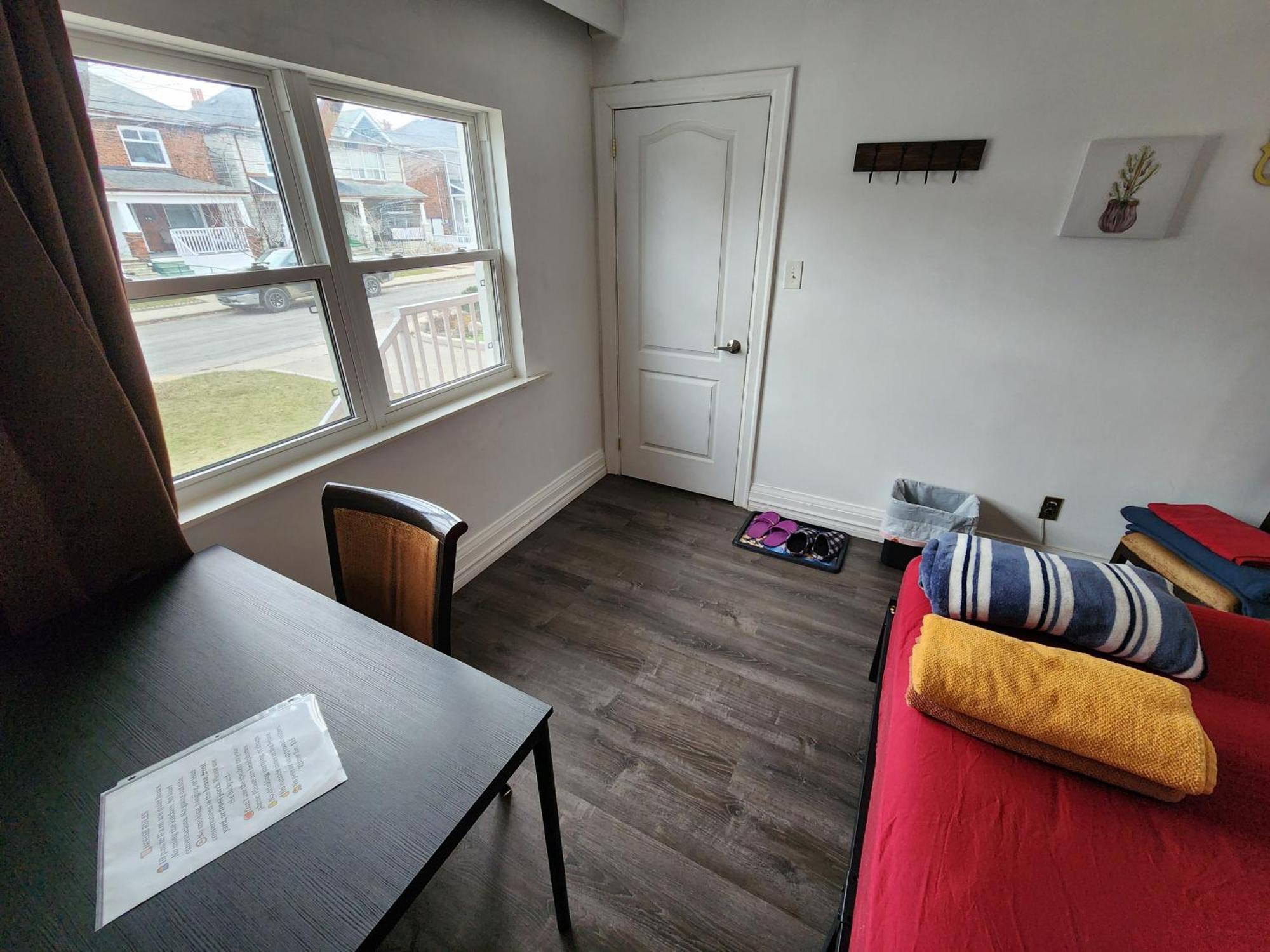 Affordable/Quiet Private Room Toronto Luaran gambar